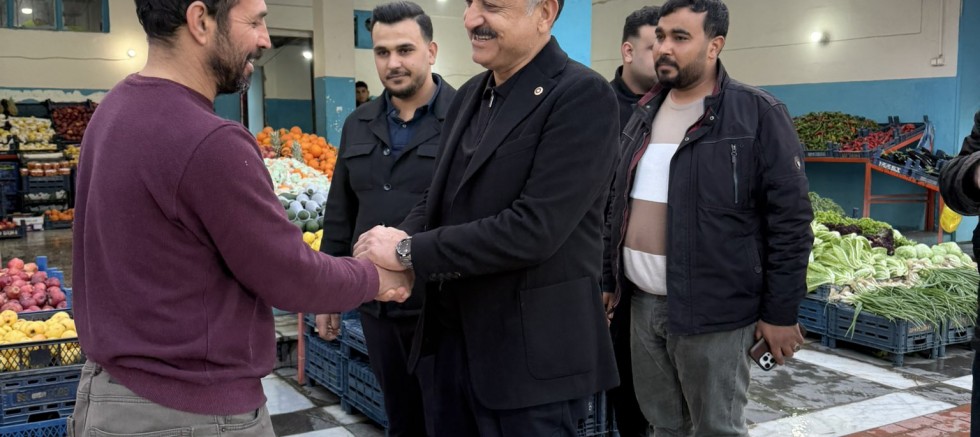 AK Parti Akçakale Teşkilatı Sahada: 