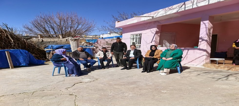 AK Parti Hilvan Teşkilatı Sahada: Gönül Sofrasında Bir Araya Geldiler