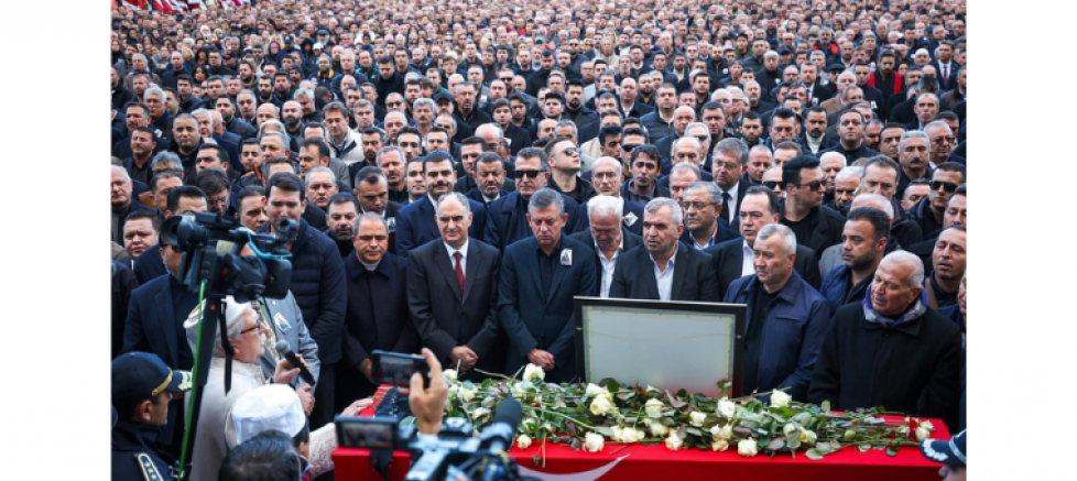 Süleyman Bülbül: Gülşah Durbay’ı Binlerce Seveniyle Son Yolculuğuna Uğurladık - GÜNDEM - İnternetin Ajansı