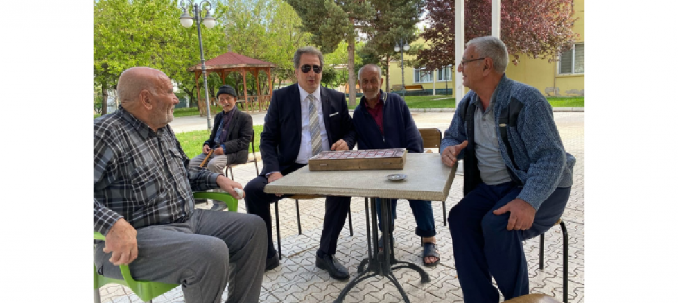 Ahmet Korkmaz’tan Emekliler Günü Açıklaması: “Türkiye’de Emeklilik, Huzur Değil Mücadele Dönemidir” - GÜNDEM - İnternetin Ajansı