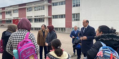 Altındağ’da Eğitim Seferberliği: AK Parti Kurmaylarından Telsizler İlkokulu’na Anlamlı Ziyaret