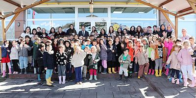 Ankara’da Miniklerden 8 Mart Sergisi: “Tüm Kadınlar İçin Bir Dilek Tuttum”