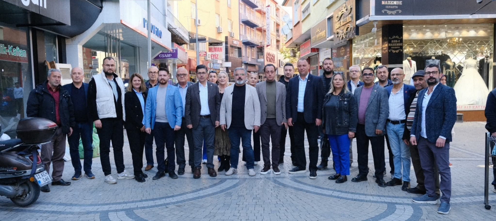 BİRTAN ÖZGÜN TAKMAZ: HALKIMIZIN TALEPLERİNİ YERİNDE DİNLİYOR, ÇÖZÜM İÇİN SAHADA OLUYORUZ - GÜNDEM - İnternetin Ajansı