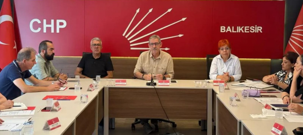 ERDEN KÖYBAŞI: “HALKIN YANINDA OLMAYA, ADALETİ SAVUNMAYA KARARLIYIZ” - GÜNDEM - İnternetin Ajansı