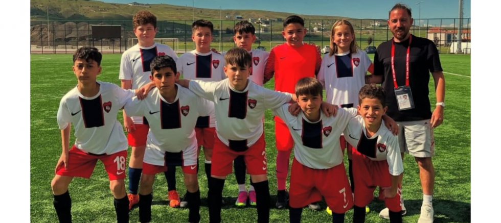 Spor İnsanı Ali Serttürk: “Topu seven çocuk her zaman bir adım öndedir!” - GÜNDEM - İnternetin Ajansı