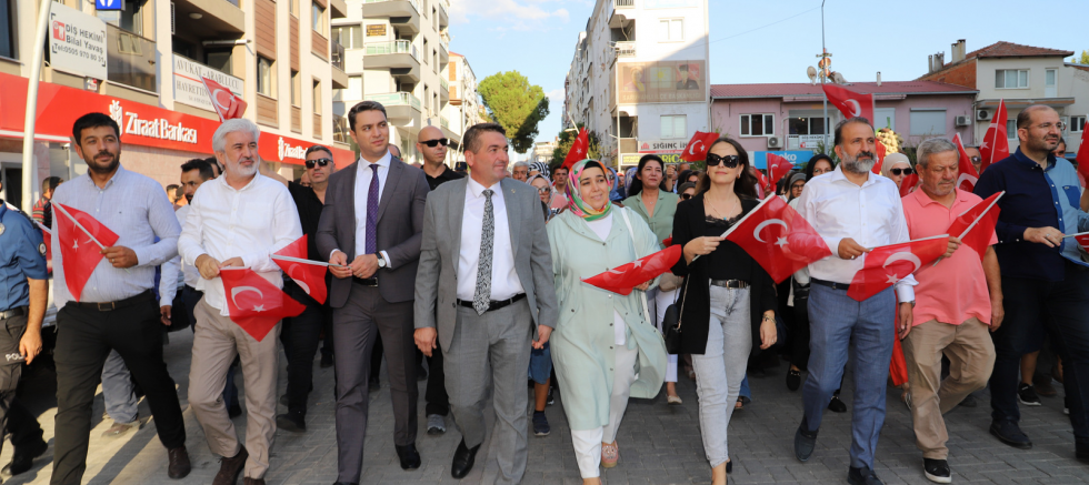 Üzümün Başkenti Saruhanlı'da 17. Altın Üzüm ve Kültür Festivali Başladı - TÜRKİYE - İnternetin Ajansı