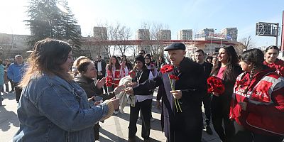 Yenimahalle’de 8 Mart’a Anlamlı Kutlama